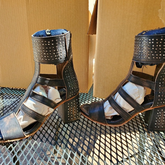 Freebirds - Zelda - Picture 4 of 5